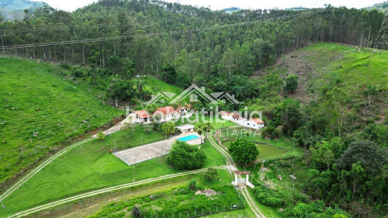 Imagem Chácara com 8 Quartos à Venda, 50.000 m² em Bairro Dos Mimis - Piracaia