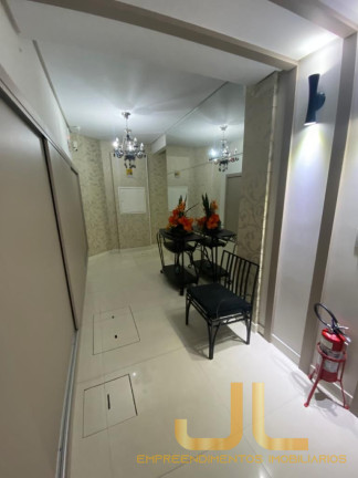 Imagem Imóvel com 2 Quartos à Venda, 48 m² em Centro I - Brusque Imagem Imóvel com 2 Quartos à Venda, 48 m² em Centro I - Brusque