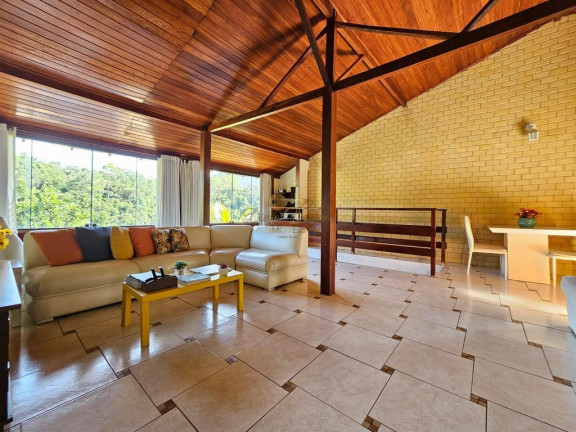 Imagem Casa com 4 Quartos à Venda, 640 m² em Vale Alpino - Teresópolis Imagem Casa com 4 Quartos à Venda, 640 m² em Vale Alpino - Teresópolis