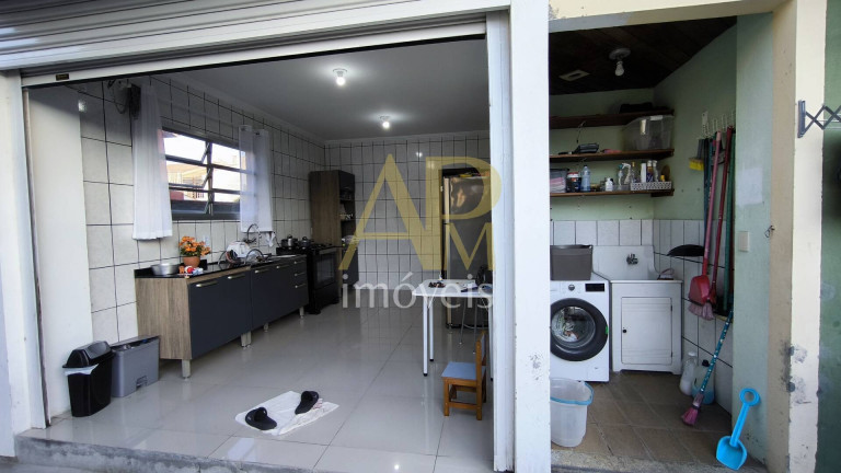 Imagem Casa com 3 Quartos à Venda, 300 m² em Praia João Rosa - Biguaçu Imagem Casa com 3 Quartos à Venda, 300 m² em Praia João Rosa - Biguaçu
