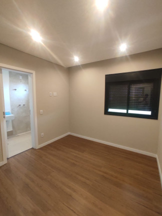Imagem Casa com 3 Quartos à Venda, 220 m² em Fazenda Rodeio - Mogi Das Cruzes Imagem Casa com 3 Quartos à Venda, 220 m² em Fazenda Rodeio - Mogi Das Cruzes