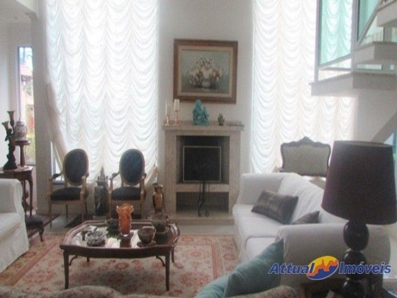 Imagem Casa com 3 Quartos à Venda, 267 m² em Vargem Grande - Teresópolis Imagem Casa com 3 Quartos à Venda, 267 m² em Vargem Grande - Teresópolis