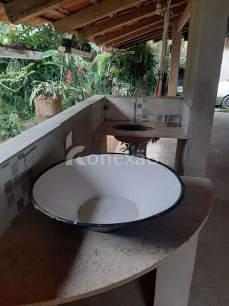 Imagem Chácara com 4 Quartos à Venda, 250 m² em Varjao - Paraibuna Imagem Chácara com 4 Quartos à Venda, 250 m² em Varjao - Paraibuna