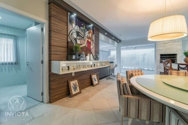 Imagem Casa com 4 Quartos à Venda, 447 m² em Praia Do Estaleiro - Balneário Camboriú Imagem Casa com 4 Quartos à Venda, 447 m² em Praia Do Estaleiro - Balneário Camboriú