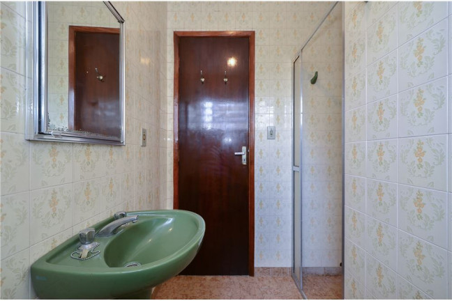 Imagem Casa com 3 Quartos à Venda, 135 m²