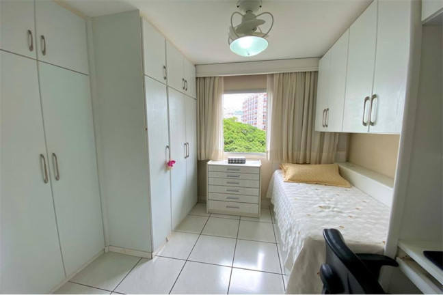 Imagem Imóvel com 3 Quartos à Venda, em Centro - Florianópolis Imagem Imóvel com 3 Quartos à Venda, em Centro - Florianópolis
