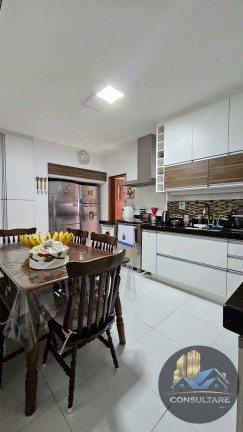 Imagem Apartamento com 3 Quartos à Venda, 159 m² em Centro - São Vicente Imagem Apartamento com 3 Quartos à Venda, 159 m² em Centro - São Vicente