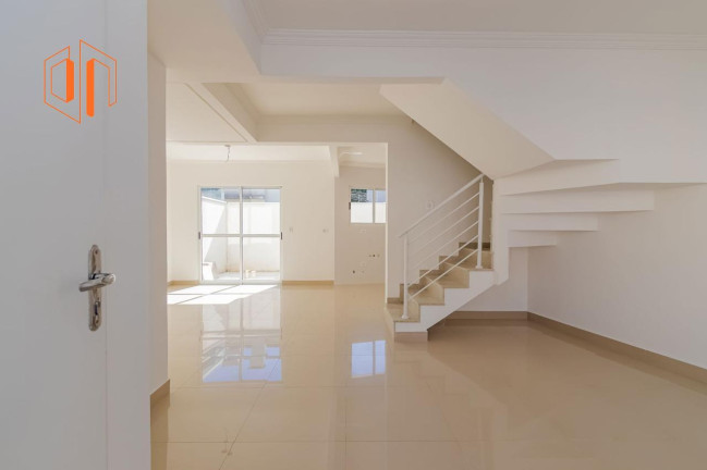 Imagem Sobrado com 3 Quartos à Venda, 100 m² em Santa Cândida - Curitiba Imagem Sobrado com 3 Quartos à Venda, 100 m² em Santa Cândida - Curitiba