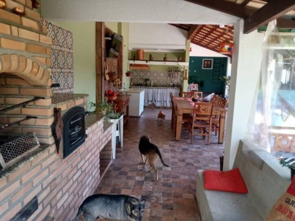 Imagem Chácara com 2 Quartos à Venda, 900 m² em Piracangaguá - Taubaté