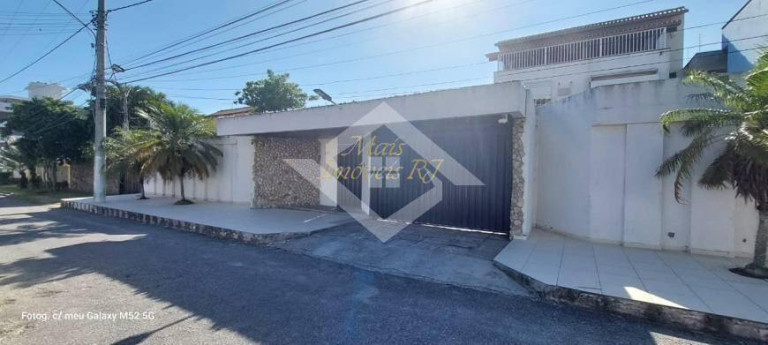 Imagem Casa com 5 Quartos à Venda, 720 m² em Piratininga - Niterói Imagem Casa com 5 Quartos à Venda, 720 m² em Piratininga - Niterói
