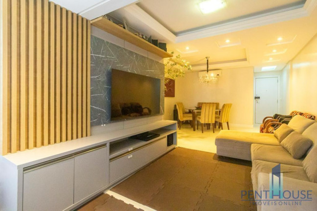 Imagem Apartamento com 3 Quartos à Venda, 131 m² em Centro - Balneário Camboriú