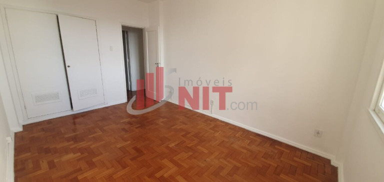 Imagem Apartamento com 3 Quartos à Venda, 110 m² em Ingá - Niterói