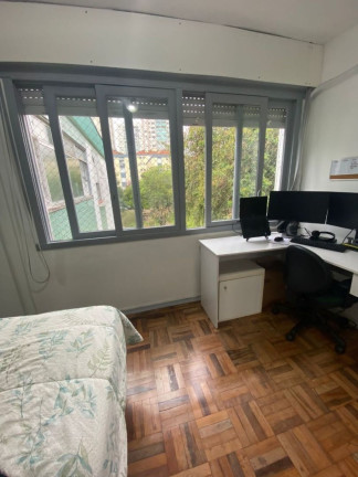 Imagem Imóvel com 1 Quarto à Venda, 32 m² em Vila Ipiranga - Porto Alegre Imagem Imóvel com 1 Quarto à Venda, 32 m² em Vila Ipiranga - Porto Alegre