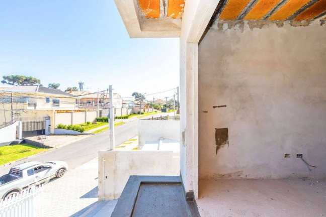 Imagem Sobrado com 3 Quartos à Venda, 133 m² em Capão Raso - Curitiba