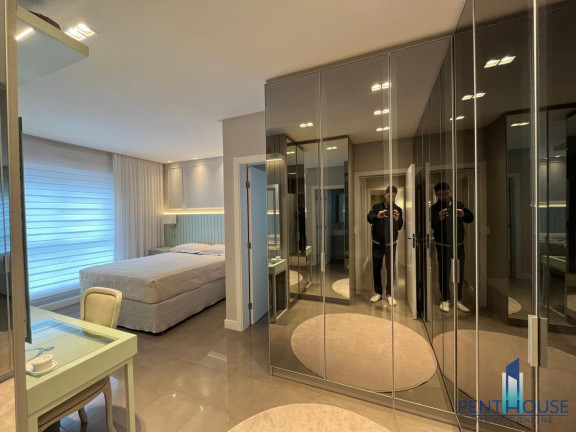 Imagem Apartamento com 3 Quartos à Venda, 190 m² em Pioneiros - Balneário Camboriú Imagem Apartamento com 3 Quartos à Venda, 190 m² em Pioneiros - Balneário Camboriú