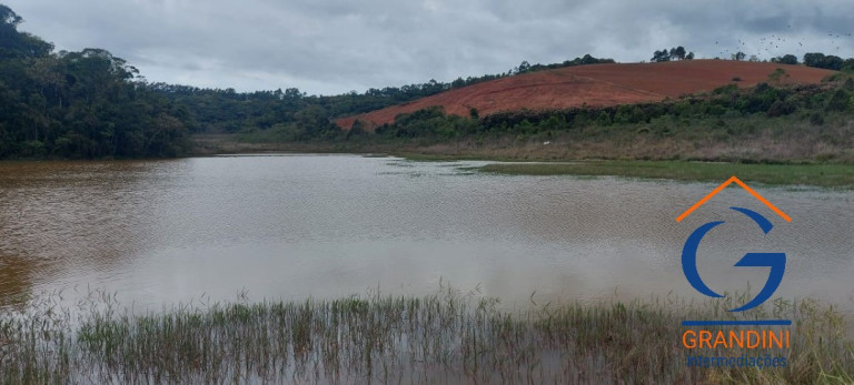 Imagem Imóvel com 3 Quartos à Venda, em Minas Gerais - Munhoz Imagem Imóvel com 3 Quartos à Venda, em Minas Gerais - Munhoz