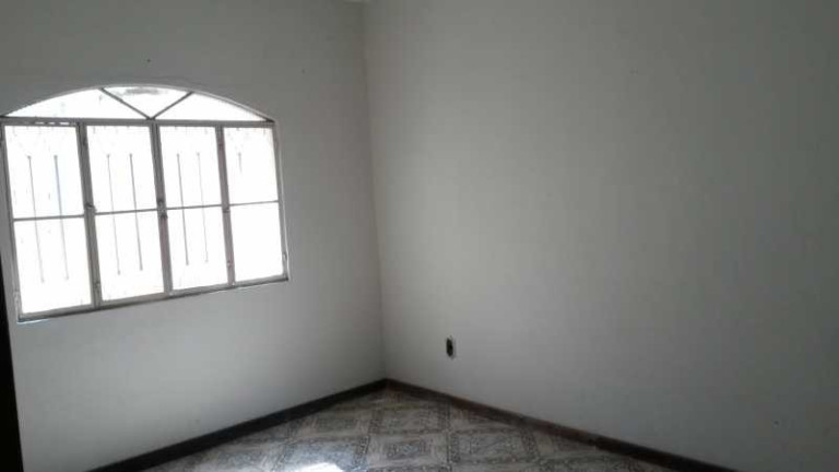 Imagem Imóvel com 2 Quartos à Venda, 85 m² em Paciência - Rio De Janeiro Imagem Imóvel com 2 Quartos à Venda, 85 m² em Paciência - Rio De Janeiro