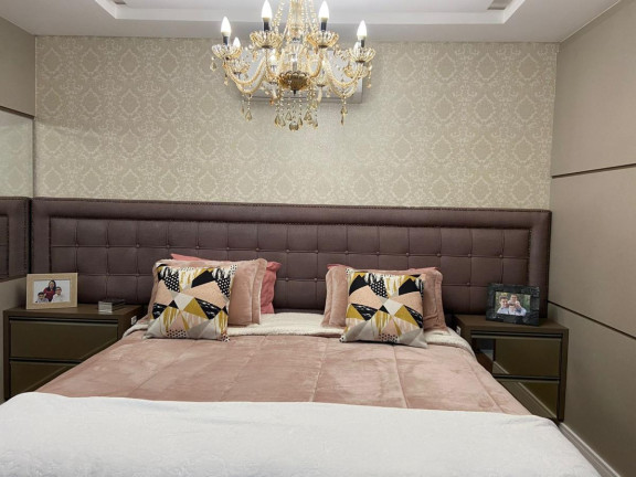 Imagem Casa com 3 Quartos à Venda, 240 m² em Santa Felicidade - Curitiba Imagem Casa com 3 Quartos à Venda, 240 m² em Santa Felicidade - Curitiba