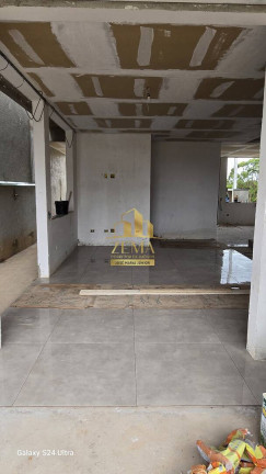 Imagem Casa com 3 Quartos à Venda, 240 m² em Vila Oliveira - Mogi Das Cruzes