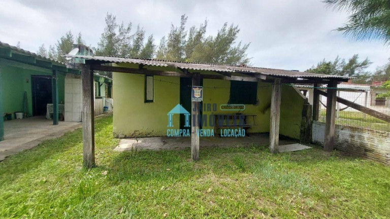 Casa com 3 Quartos à Venda,  em Centro - Balneário Pinhal