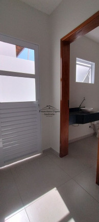Imagem Sobrado com 3 Quartos para Alugar, 186 m² em Beira Rio - Guaratinguetá Imagem Sobrado com 3 Quartos para Alugar, 186 m² em Beira Rio - Guaratinguetá