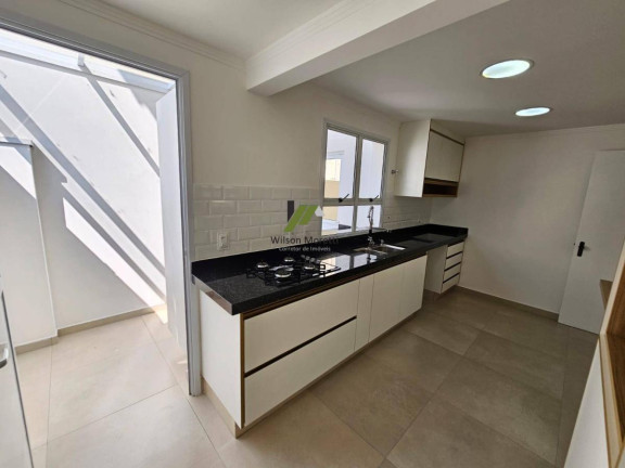Imagem Casa de Condomínio com 3 Quartos à Venda, 129 m²