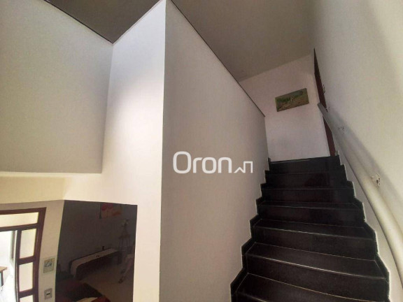 Imagem Sobrado com 3 Quartos à Venda, 270 m² em Jardim América - Goiânia Imagem Sobrado com 3 Quartos à Venda, 270 m² em Jardim América - Goiânia