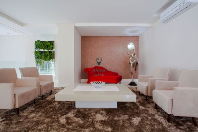 Imagem Apartamento com 3 Quartos à Venda,  em Centro - Balneário Camboriú