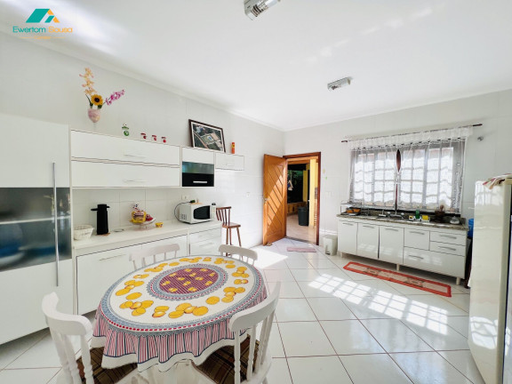 Imagem Imóvel com 5 Quartos à Venda, 1.500 m² em Chácaras Fernão Dias - Atibaia Imagem Imóvel com 5 Quartos à Venda, 1.500 m² em Chácaras Fernão Dias - Atibaia