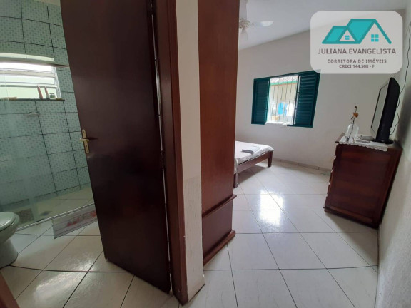 Imagem Casa com 3 Quartos à Venda, 300 m² em Jardim Rony - Guaratinguetá