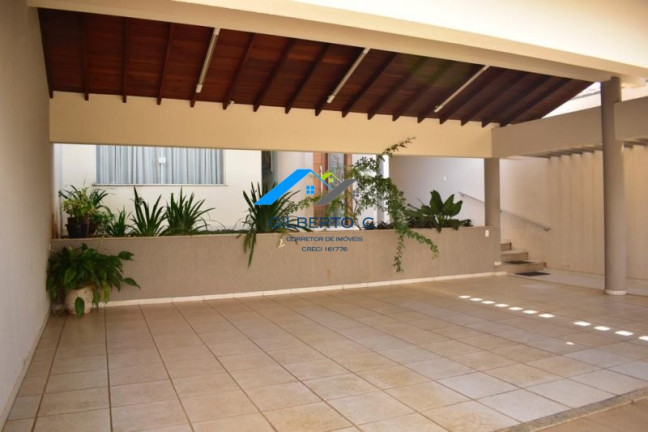 Imagem Sobrado com 4 Quartos à Venda, 338 m² em Vila São João Da Boa Vista - Bauru