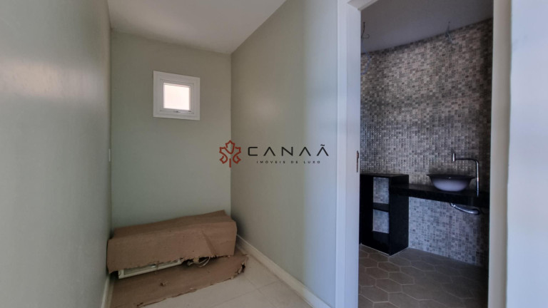Imagem Casa de Condomínio com 4 Quartos à Venda, 253 m² em João Fernandes - Armação Dos Búzios Imagem Casa de Condomínio com 4 Quartos à Venda, 253 m² em João Fernandes - Armação Dos Búzios