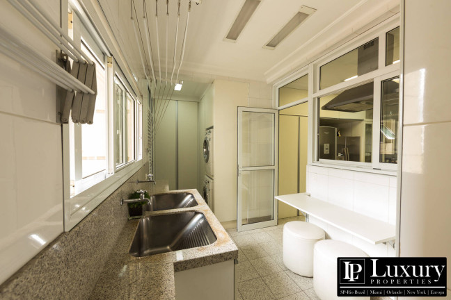 Imagem Apartamento com 3 Quartos à Venda, 280 m² em Vila Nova Conceição - São Paulo