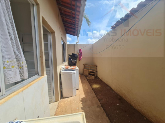 Imagem Casa com 2 Quartos à Venda, 47 m² em Planalto - Mateus Leme