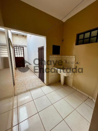 Imagem Sobrado com 3 Quartos à Venda, 97 m² em Vila Xavier - Birigui Imagem Sobrado com 3 Quartos à Venda, 97 m² em Vila Xavier - Birigui