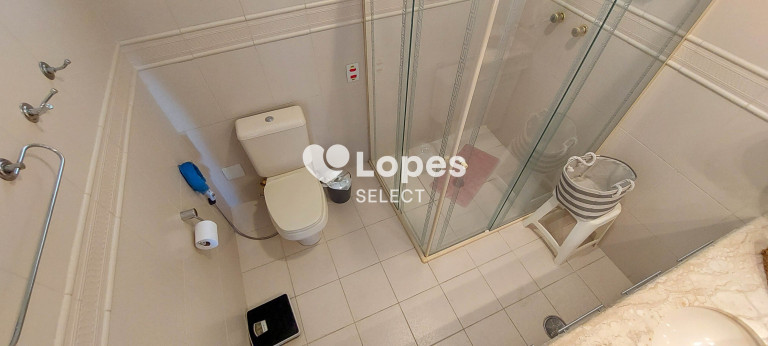 Imagem Apartamento com 4 Quartos à Venda, 267 m² em Vila Embaré - Valinhos Imagem Apartamento com 4 Quartos à Venda, 267 m² em Vila Embaré - Valinhos