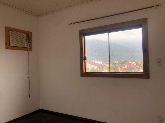 Imagem Casa com 4 Quartos à Venda, 222 m² em Praia De Fora - Palhoça