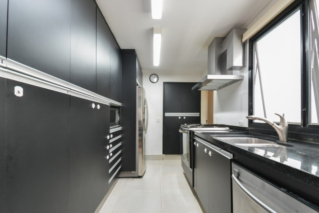 Imagem Imóvel com 4 Quartos à Venda, 172 m² em Moema - São Paulo
