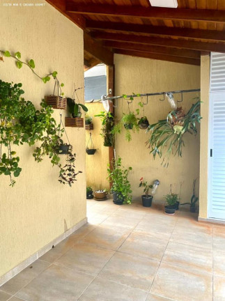 Imagem Casa com 4 Quartos à Venda, 351 m² em Balneario Florida - Praia Grande