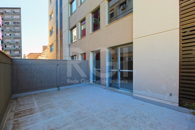 Imagem Sala Comercial à Venda, 134 m² em Independência - Porto Alegre Imagem Sala Comercial à Venda, 134 m² em Independência - Porto Alegre