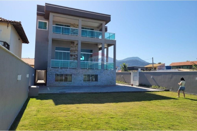 Imagem Casa com 3 Quartos à Venda, 297 m² em Ponta Negra - Maricá Imagem Casa com 3 Quartos à Venda, 297 m² em Ponta Negra - Maricá