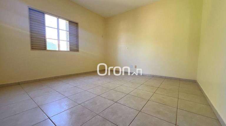Imagem Sobrado com 4 Quartos à Venda, 280 m² em Setor Jaó - Goiânia