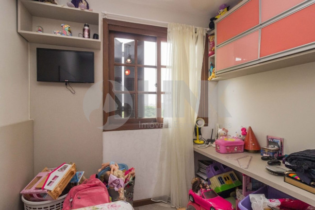 Imagem Imóvel com 3 Quartos à Venda, 215 m² em Vila Ipiranga - Porto Alegre