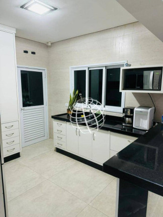 Imagem Casa com 3 Quartos à Venda, 182 m² em Jardim Maristela - Atibaia Imagem Casa com 3 Quartos à Venda, 182 m² em Jardim Maristela - Atibaia