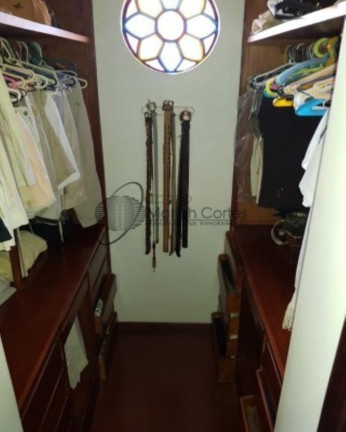 Imagem Casa com 6 Quartos à Venda, em Pendotiba - Niterói Imagem Casa com 6 Quartos à Venda, em Pendotiba - Niterói