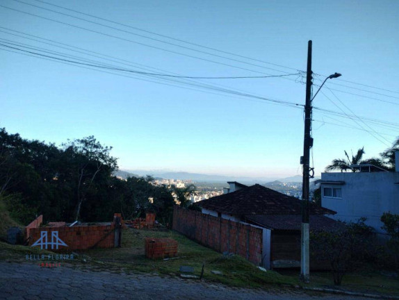 Imagem Terreno à Venda, 460 m² em Córrego Grande - Florianópolis Imagem Terreno à Venda, 460 m² em Córrego Grande - Florianópolis
