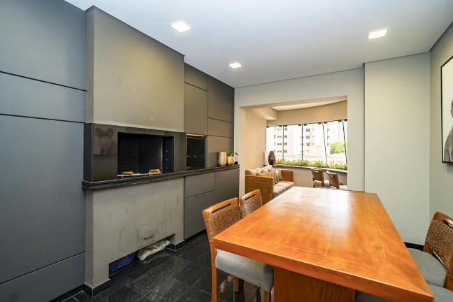 Imagem Apartamento com 3 Quartos à Venda, 350 m² em água Verde - Curitiba Imagem Apartamento com 3 Quartos à Venda, 350 m² em água Verde - Curitiba