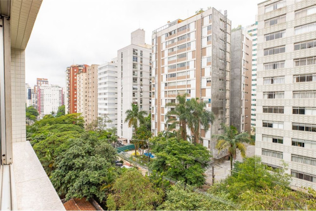 Imagem Apartamento com 3 Quartos à Venda, 210 m² em Itaim Bibi - São Paulo Imagem Apartamento com 3 Quartos à Venda, 210 m² em Itaim Bibi - São Paulo