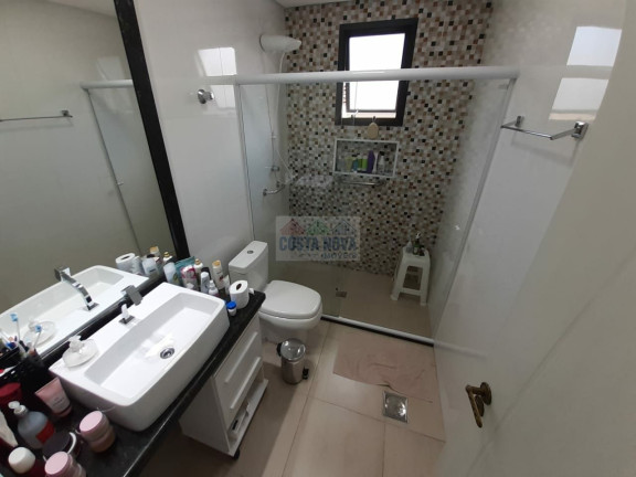 Imagem Apartamento com 3 Quartos à Venda, 190 m²