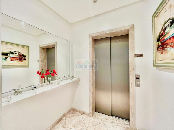 Imagem Apartamento com 3 Quartos à Venda, 135 m²